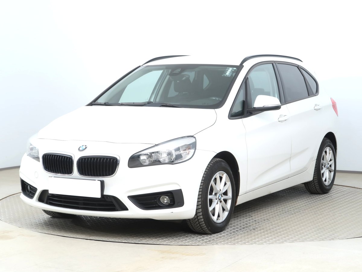 BMW 2 Active Tourer, 2015 - pohled č. 3