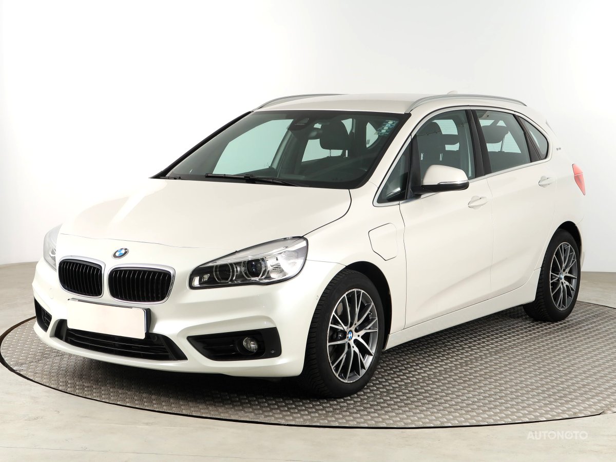 BMW 2 Active Tourer, 2016 - pohled č. 3