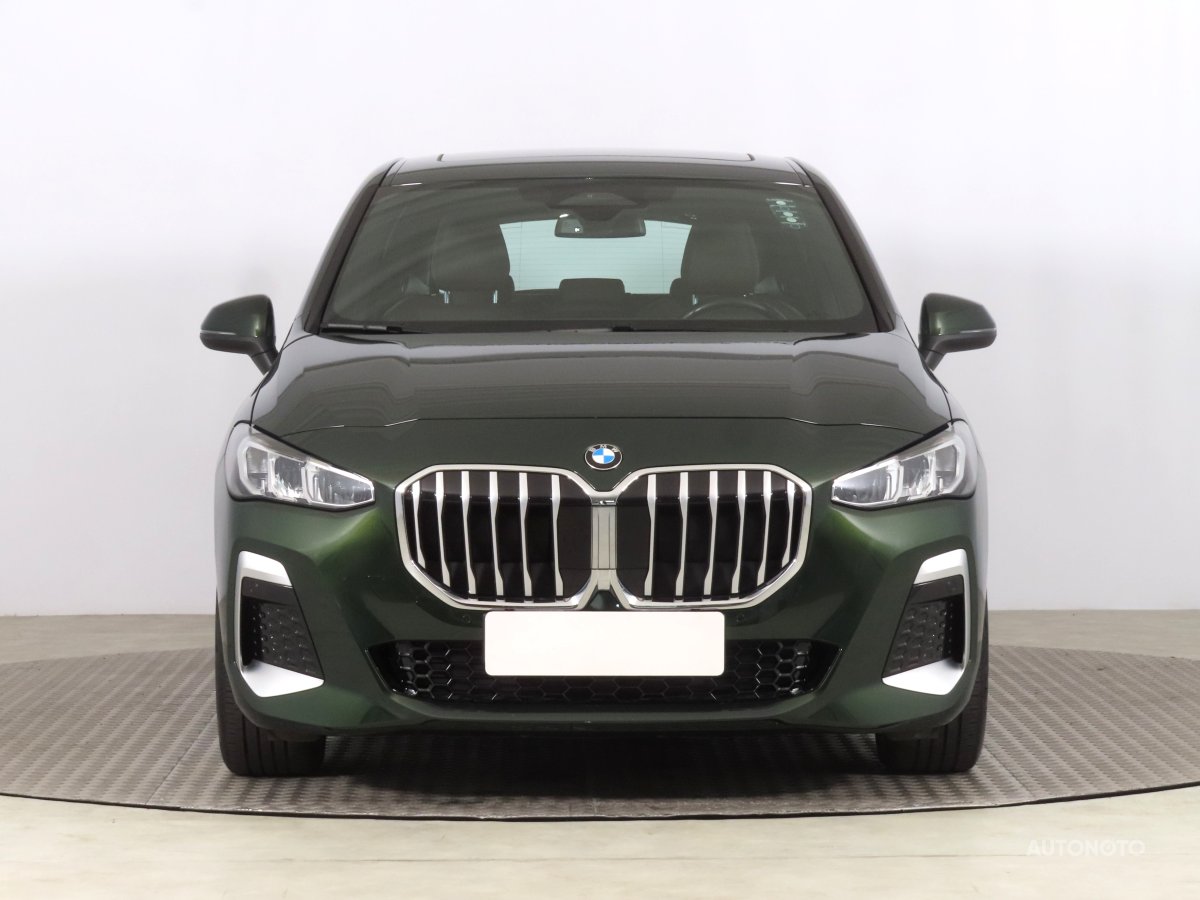 BMW 2 Active Tourer, 2023 - pohled č. 2