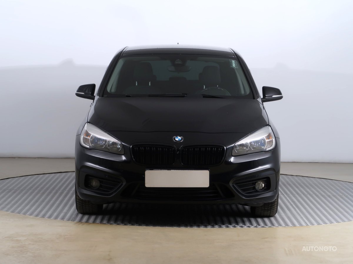BMW 2 Active Tourer, 2015 - pohled č. 2