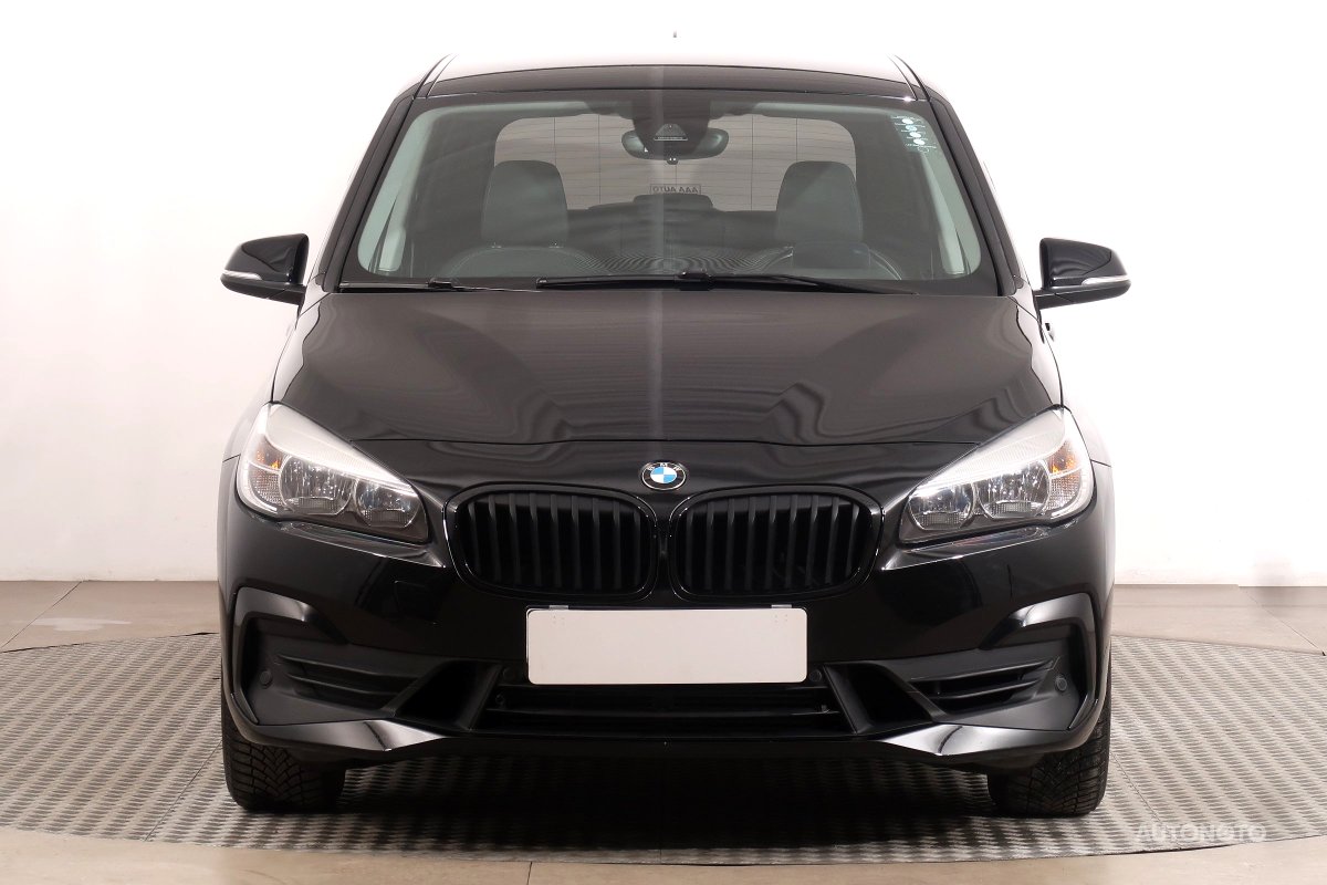 BMW 2 Active Tourer, 2018 - pohled č. 2