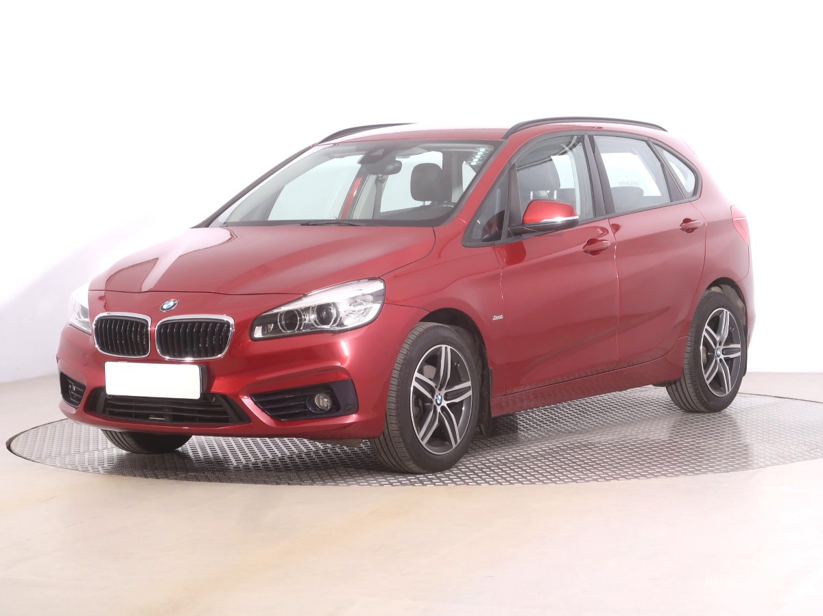 BMW 2 Active Tourer, 2018 - pohled č. 3