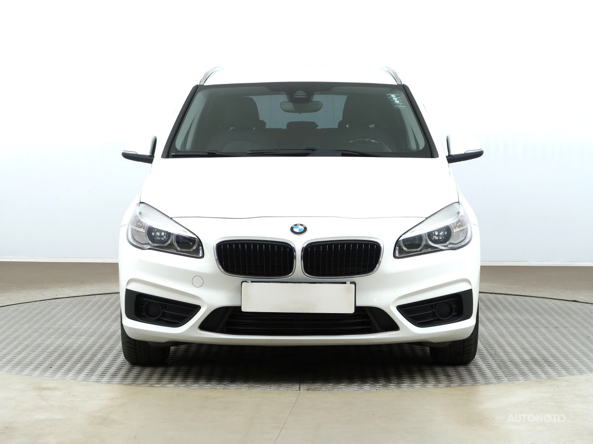 BMW 2 Active Tourer, 2015 - pohled č. 2