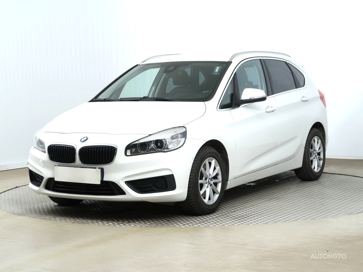 BMW 2 Active Tourer, 2015 - pohled č. 3