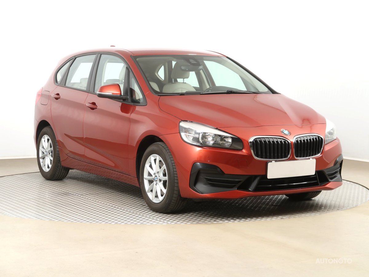 BMW 2 Active Tourer, 2020 - celkový pohled