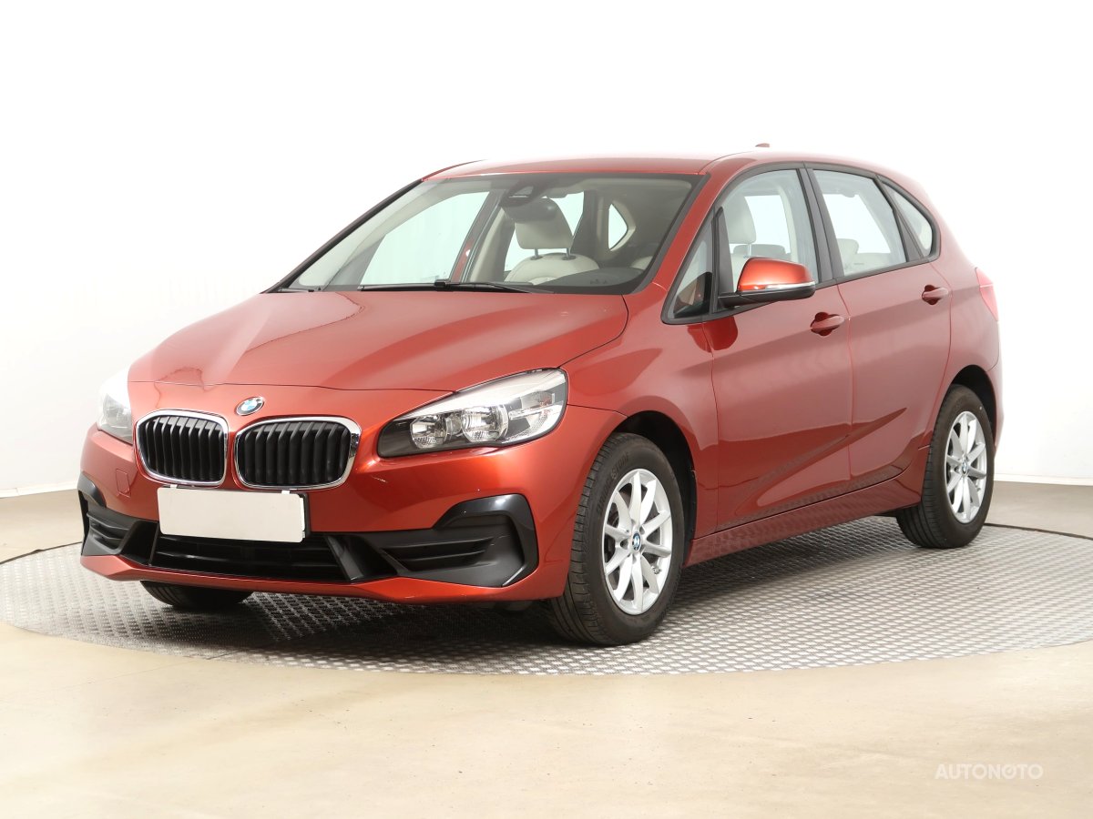 BMW 2 Active Tourer, 2020 - pohled č. 3