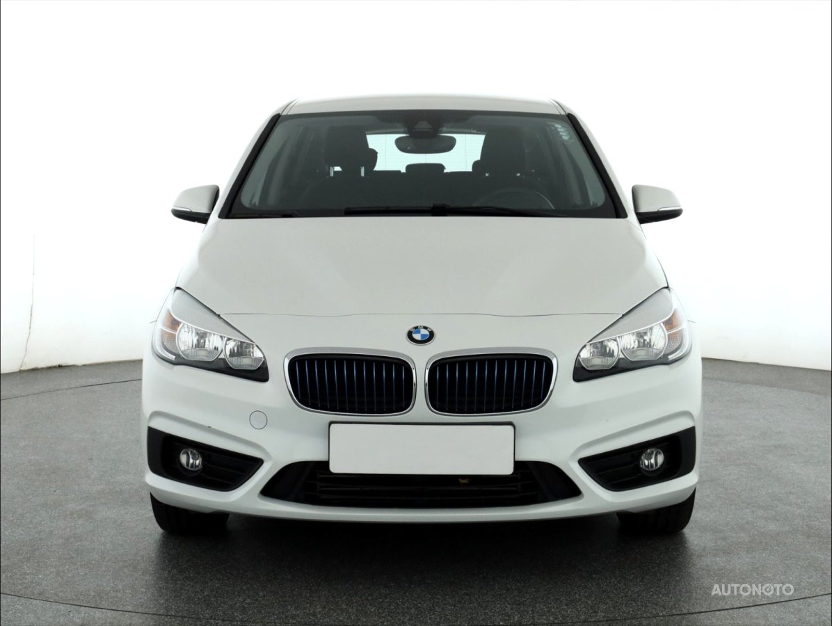 BMW 2 Active Tourer, 2017 - pohled č. 2