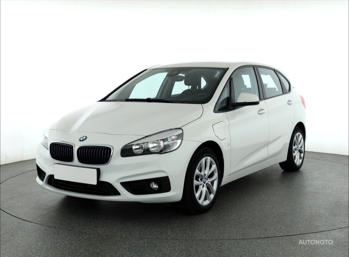 BMW 2 Active Tourer, 2017 - pohled č. 3