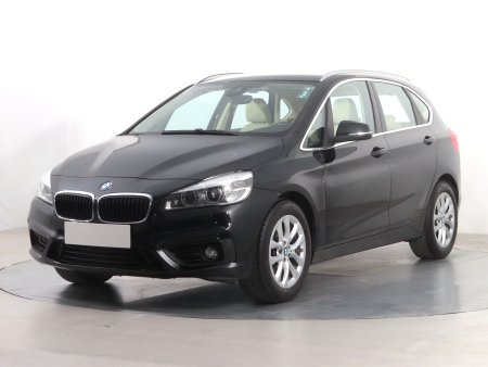 BMW 2 Active Tourer, 2017 - pohled č. 3