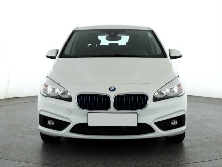 BMW 2 Active Tourer, 2017 - pohled č. 2