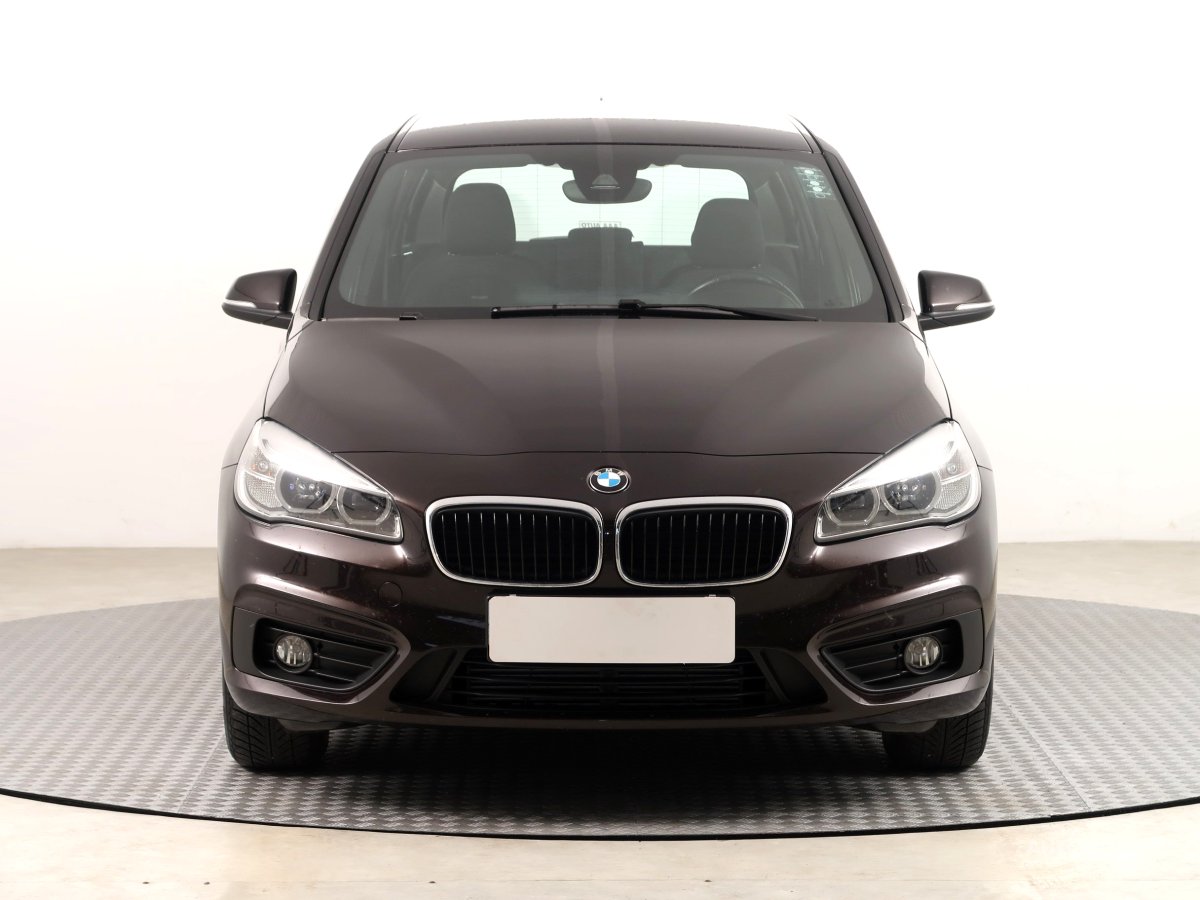 BMW 2 Gran Tourer, 2016 - pohled č. 2