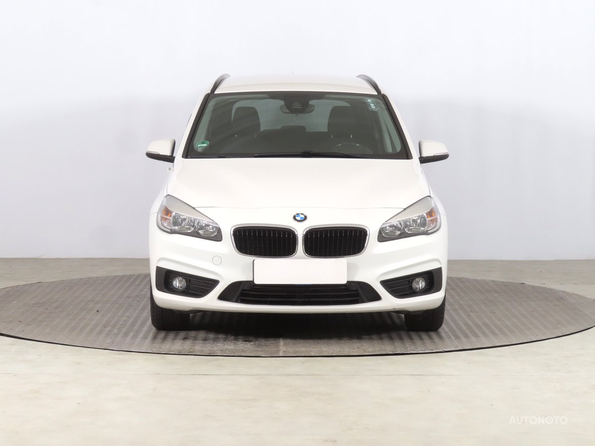 BMW 2 Gran Tourer, 2017 - pohled č. 2