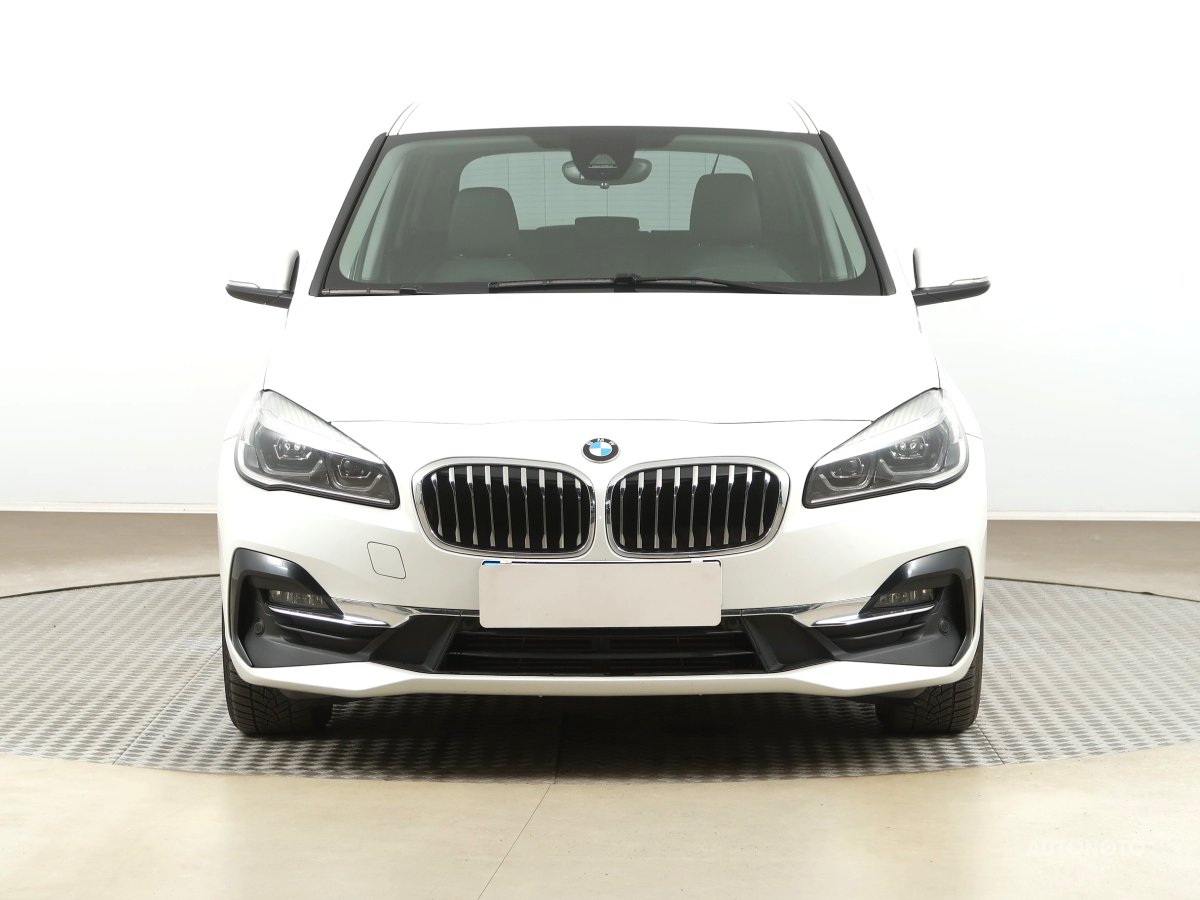 BMW 2 Gran Tourer, 2021 - pohled č. 2