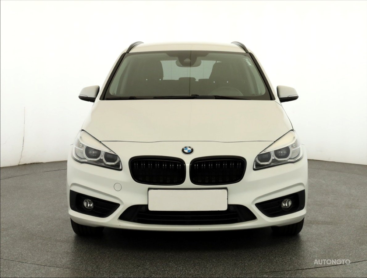 BMW 2 Gran Tourer, 2015 - pohled č. 2