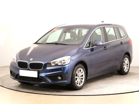 BMW 2 Gran Tourer, 2016 - pohled č. 3