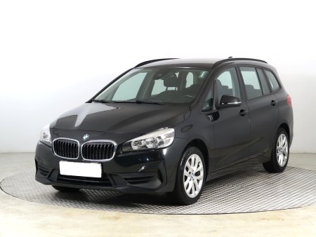 BMW 2 Gran Tourer, 2018 - pohled č. 3