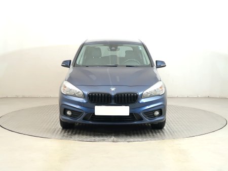 BMW 2 Gran Tourer, 2015 - pohled č. 2