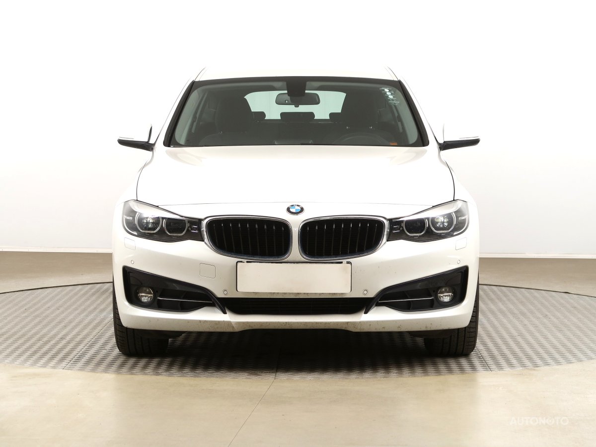 BMW 3GT, 2018 - pohled č. 2