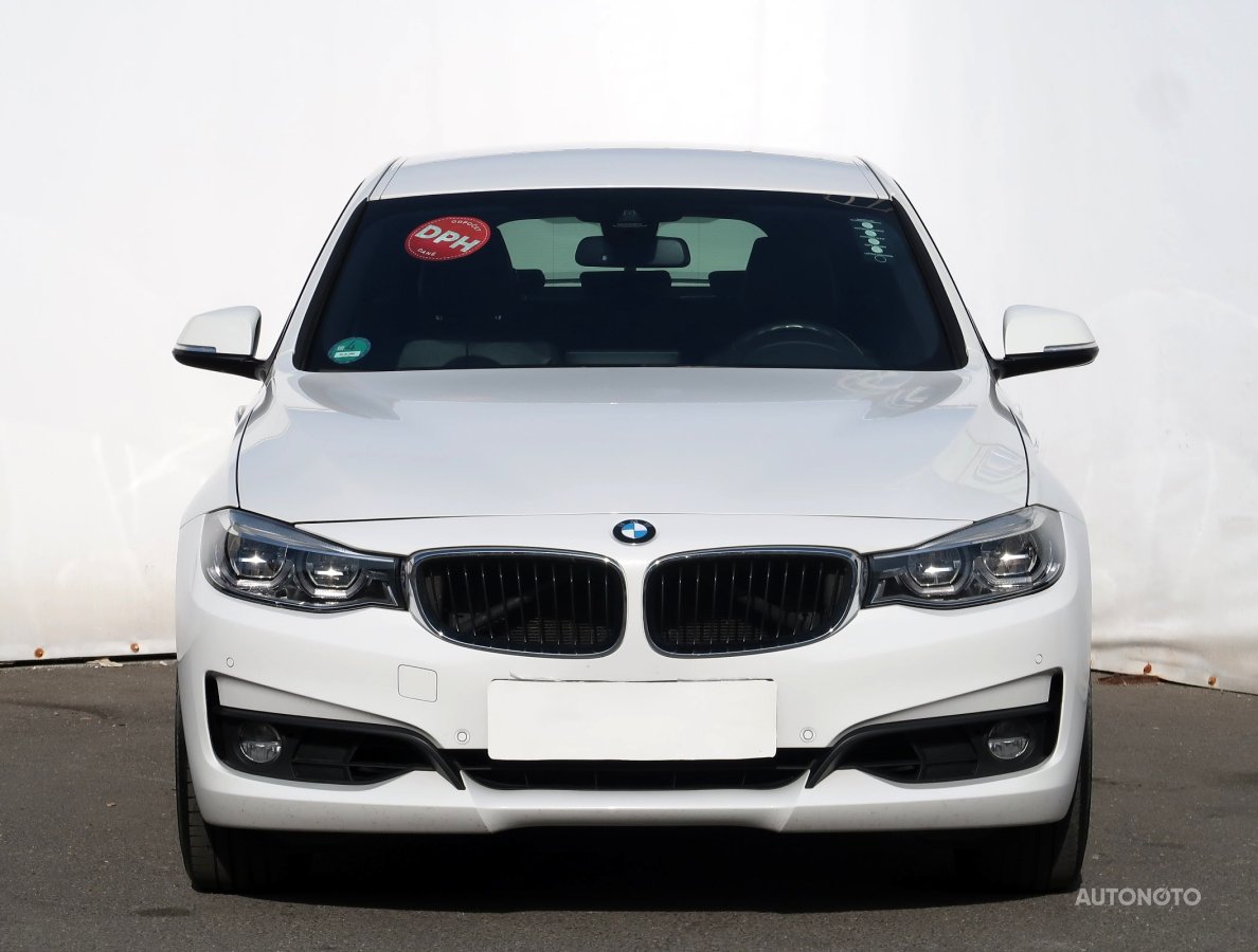 BMW 3GT, 2018 - pohled č. 2