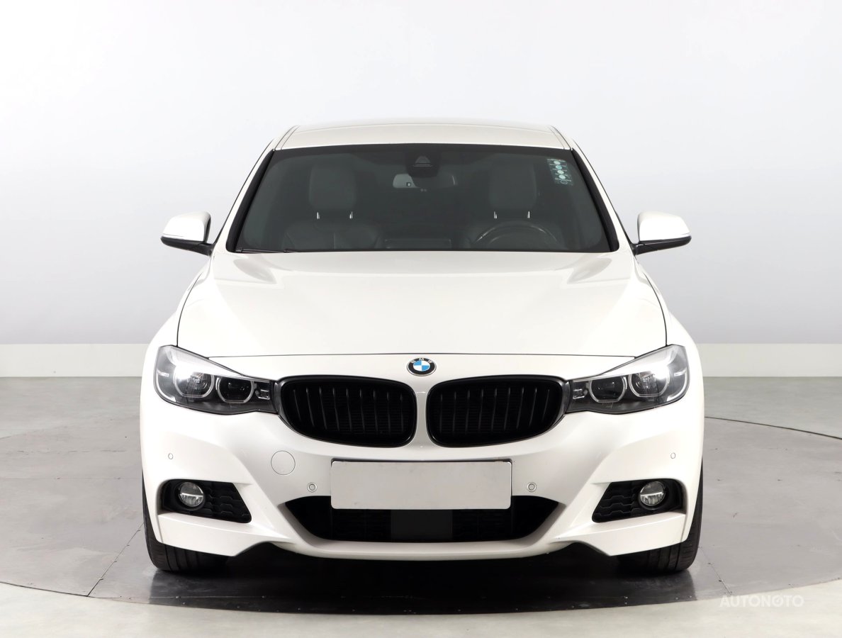 BMW 3GT, 2020 - pohled č. 2