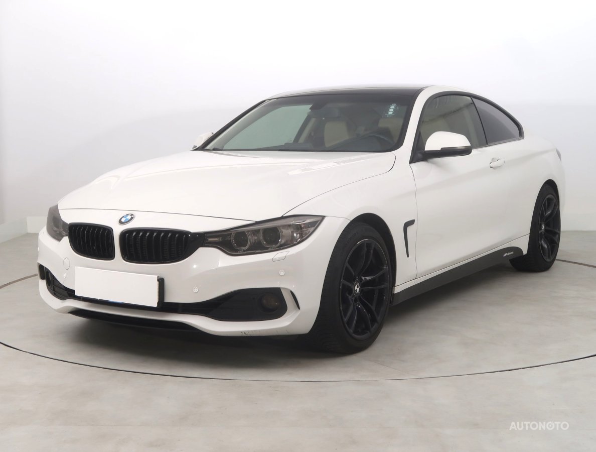 BMW 4, 2015 - pohled č. 3