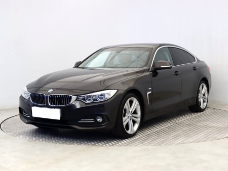 BMW 4, 2014 - pohled č. 3