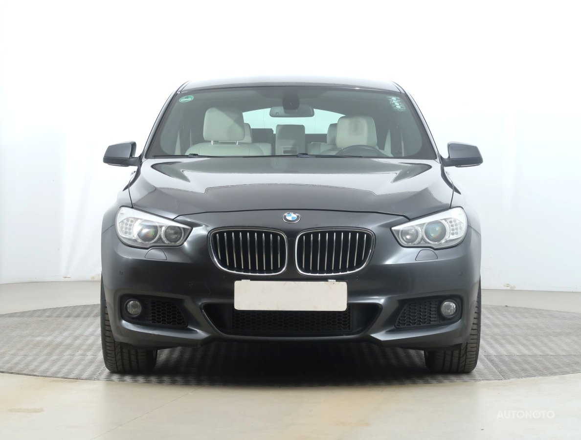BMW 5GT, 2011 - pohled č. 2