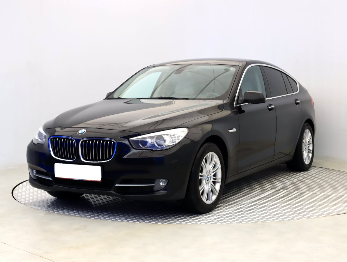 BMW 5GT, 2013 - pohled č. 3