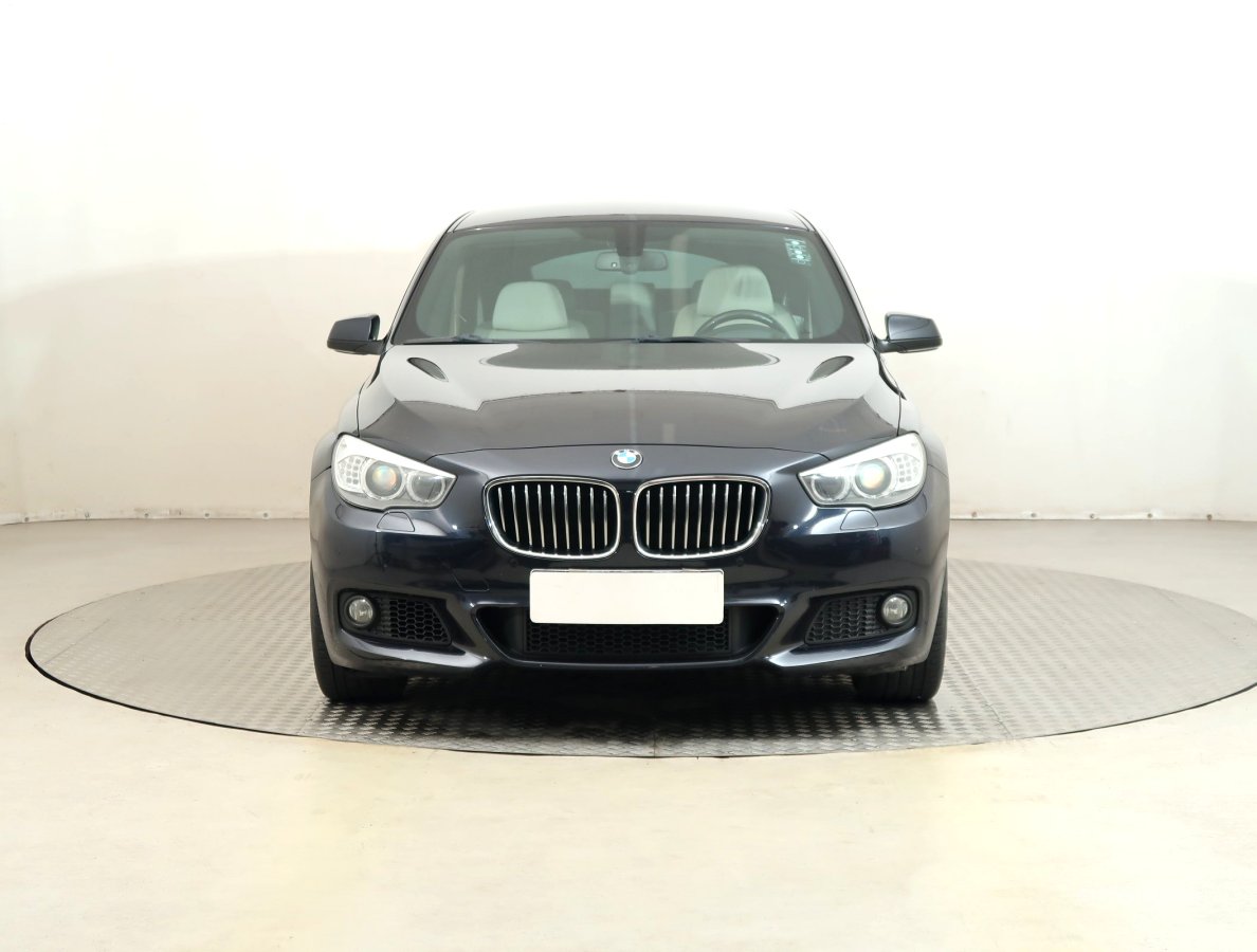 BMW 5GT, 2013 - pohled č. 2