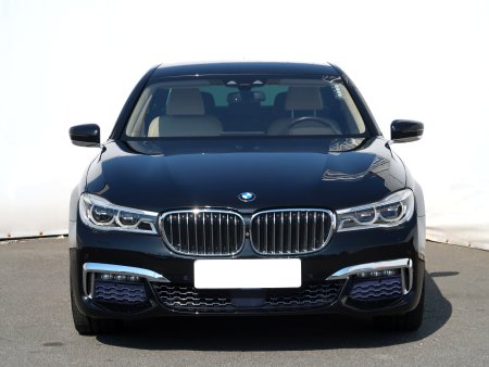 BMW 7, 2016 - pohled č. 2