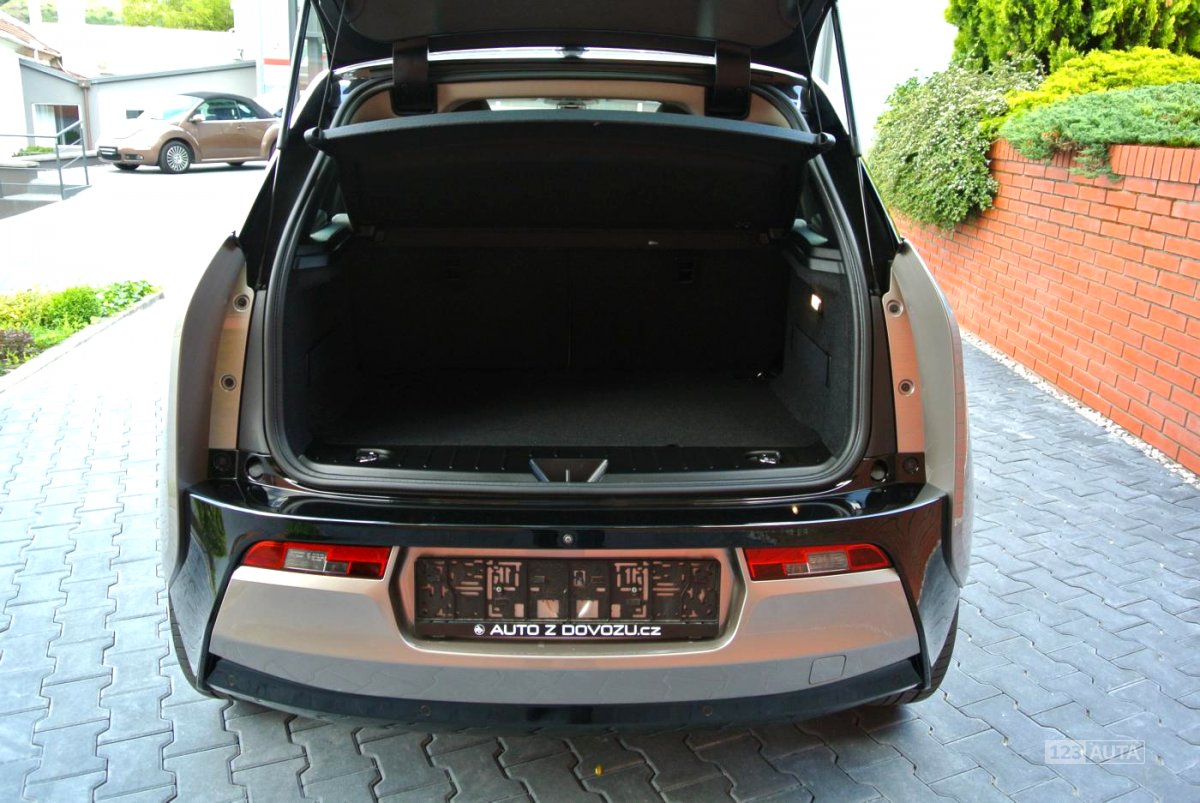 BMW i3, 2015 - pohled č. 20