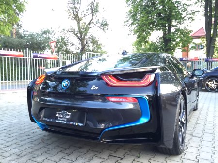 BMW i8, 2014 - pohled č. 7