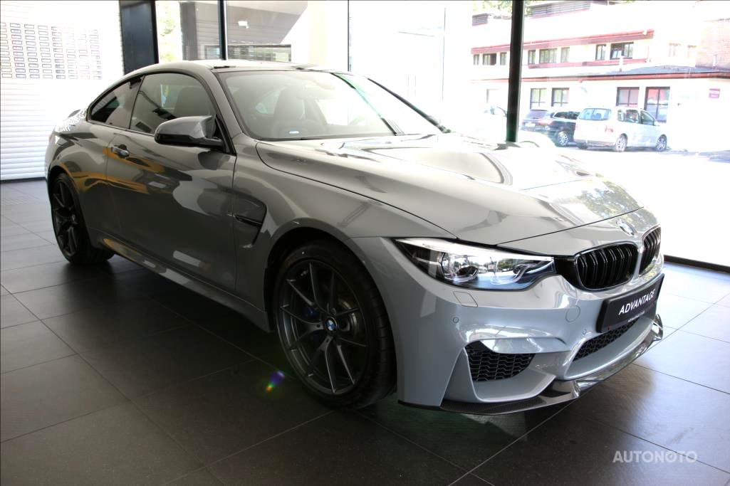 BMW M4, 2018 - pohled č. 3