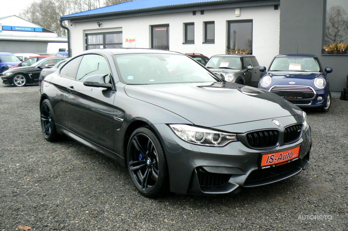 BMW M4, 2016 - pohled č. 2