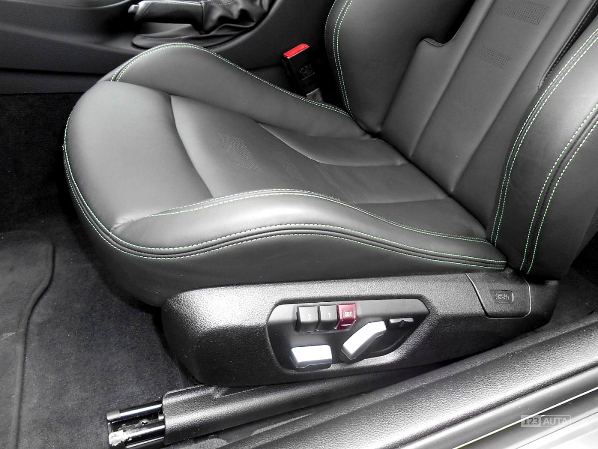 BMW M4, 2017 - pohled č. 7