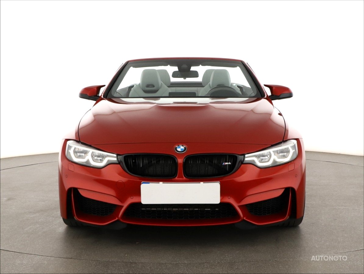 BMW M4, 2018 - pohled č. 2