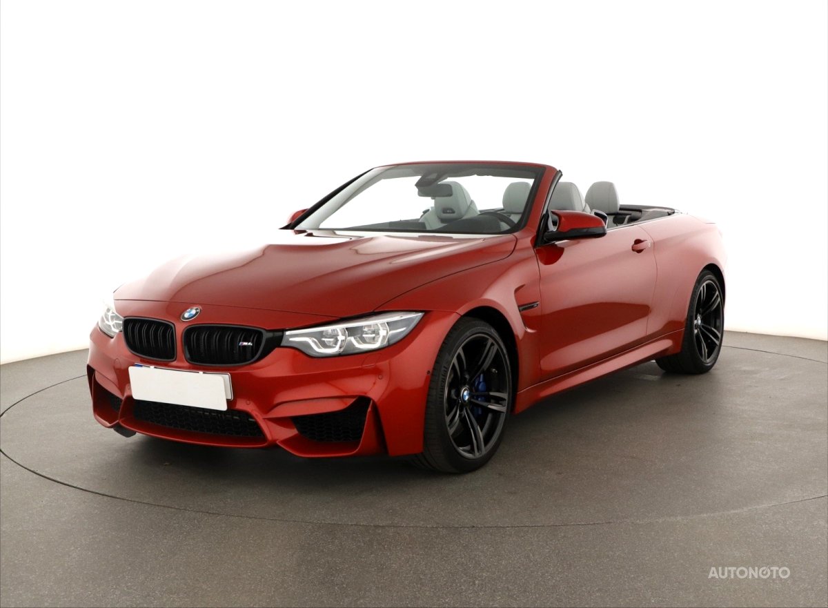 BMW M4, 2018 - pohled č. 3