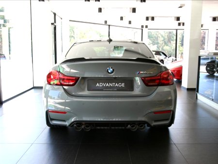 BMW M4, 2018 - pohled č. 5