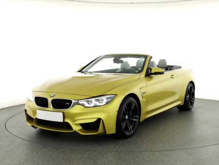 BMW M4, 2020 - pohled č. 3