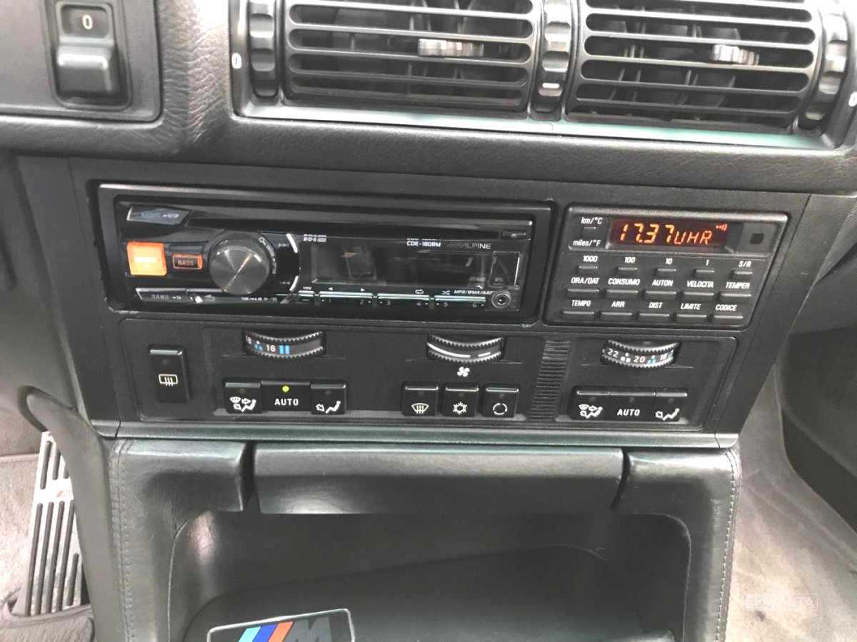 BMW M5, 1989 - pohled č. 13