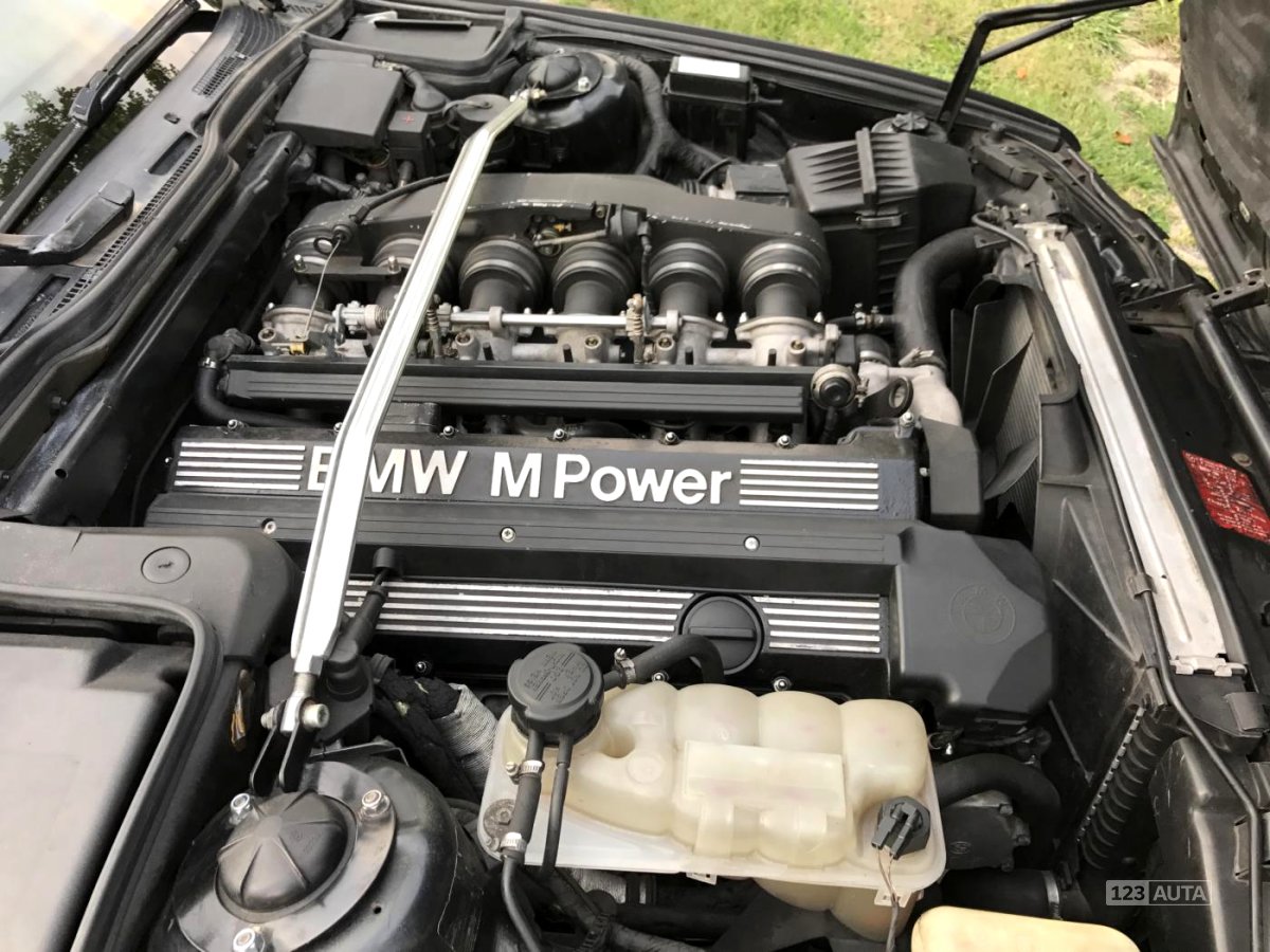 BMW M5, 1989 - pohled č. 17