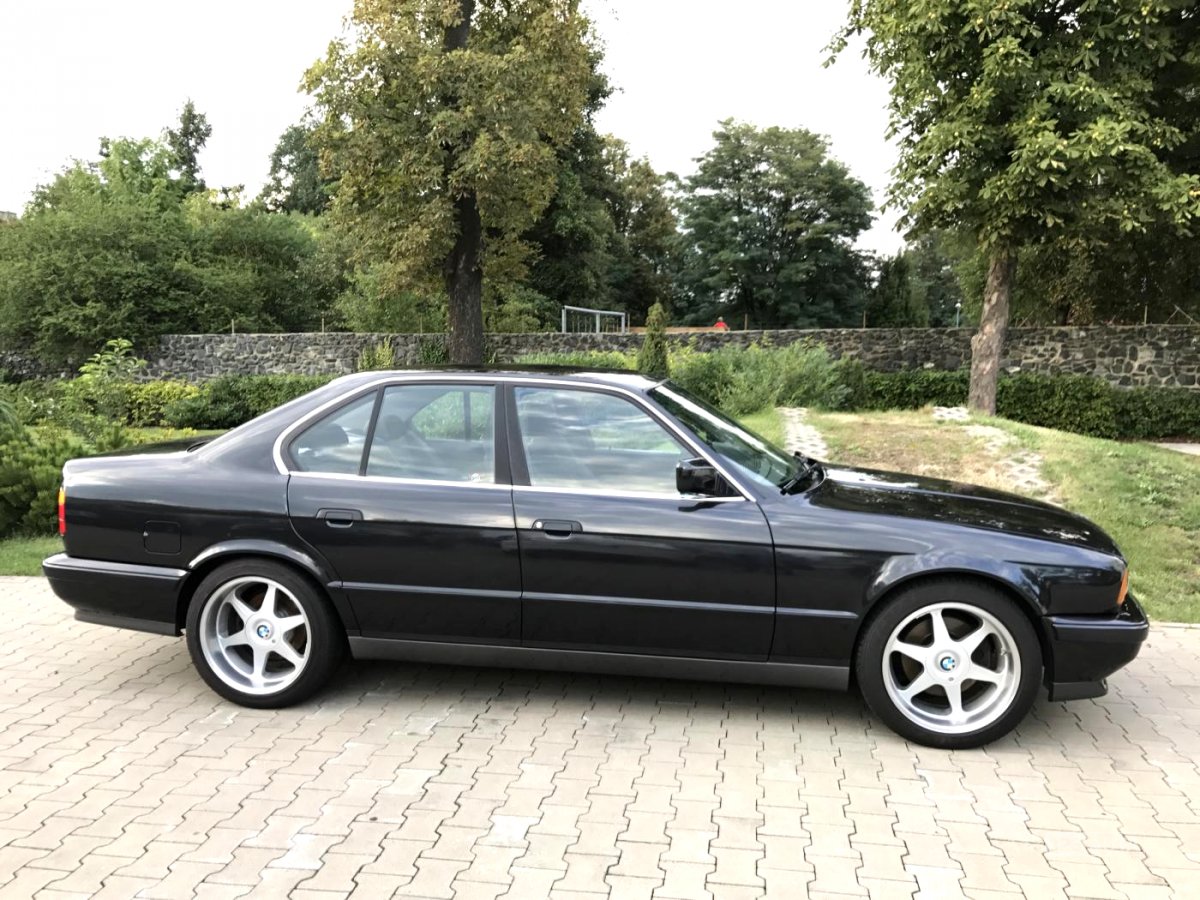 BMW M5, 1989 - pohled č. 3
