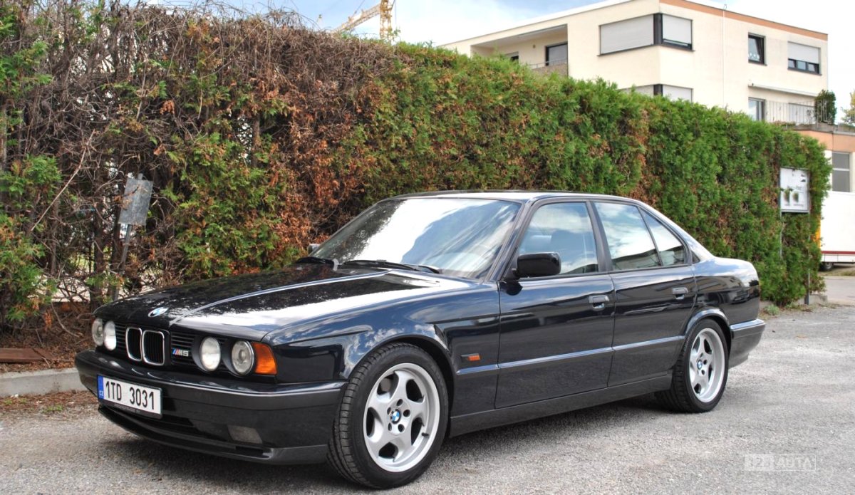 BMW M5, 1993 - celkový pohled
