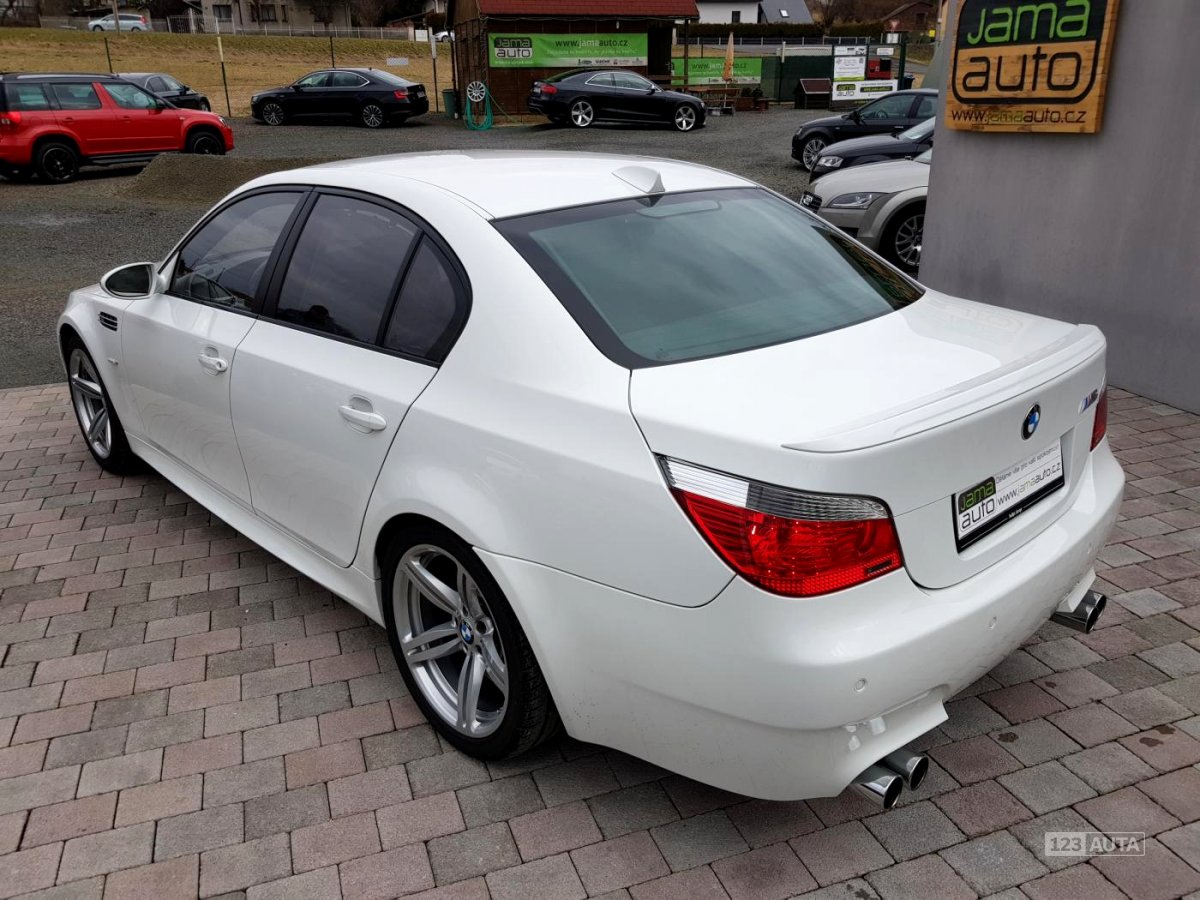 BMW M5, 2006 - pohled č. 5