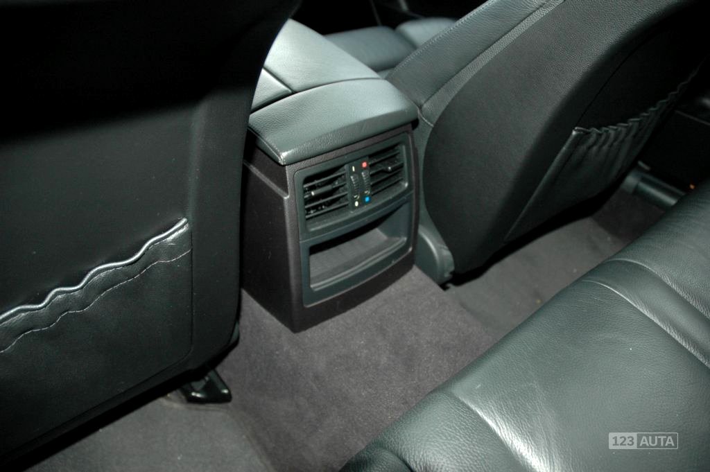 BMW M5, 2005 - pohled č. 23