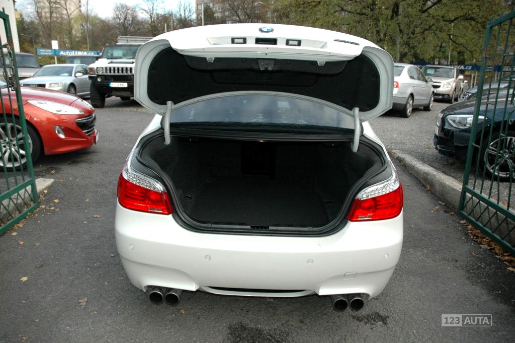 BMW M5, 2005 - pohled č. 24
