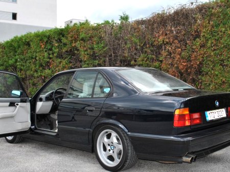 BMW M5, 1993 - pohled č. 6