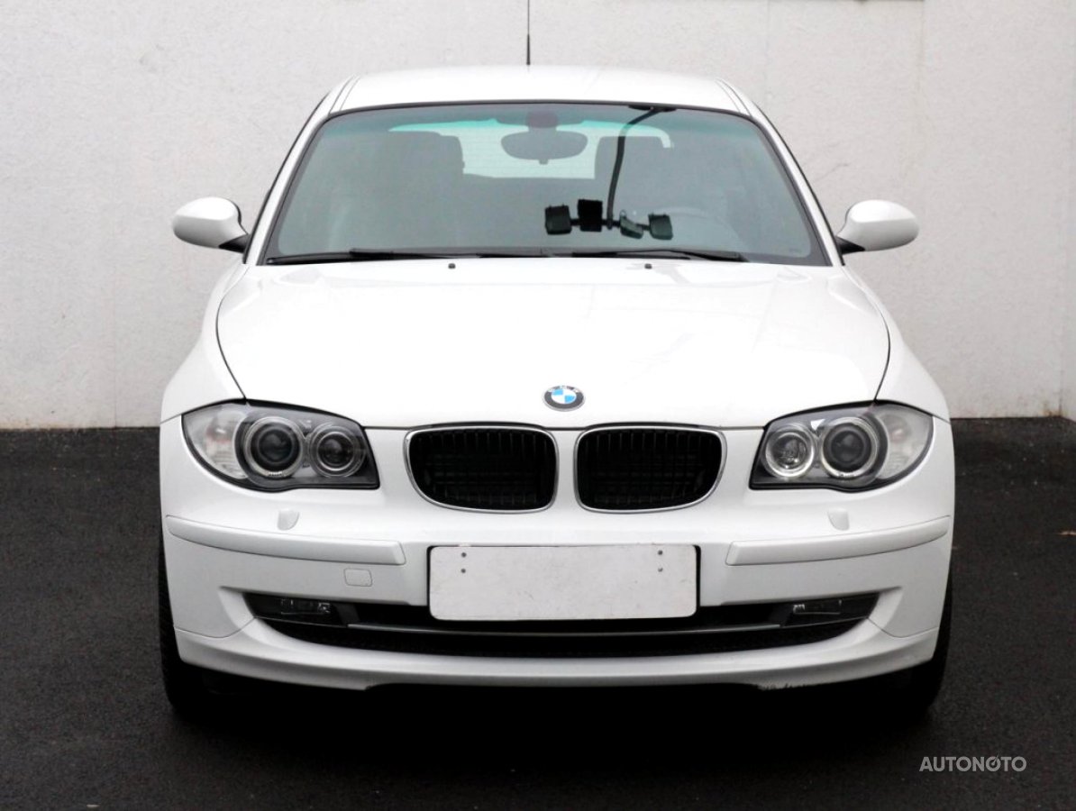 BMW Řada 1, 2007 - pohled č. 2