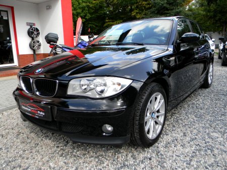 BMW Řada 1, 2006 - pohled č. 2