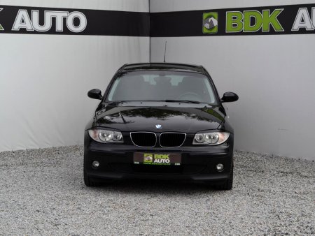 BMW Řada 1, 2006 - pohled č. 2